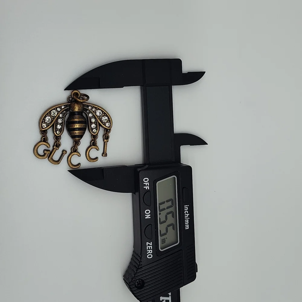 GUCCI Crystal Bee Logo Charm Pendant Antiqued Gold Rhinestone Dangle Zipper Pull - Picture 3 of 4